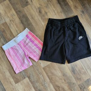 Nike Pro Striped Spandex & Fleece Sweat Shorts Activewear Bundle Girls L